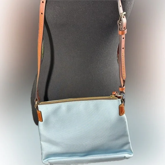 Dooney & Bourke Authentic Nylon Double Zip Crossbody Shoulder Bag Light … - Picture 5 of 10